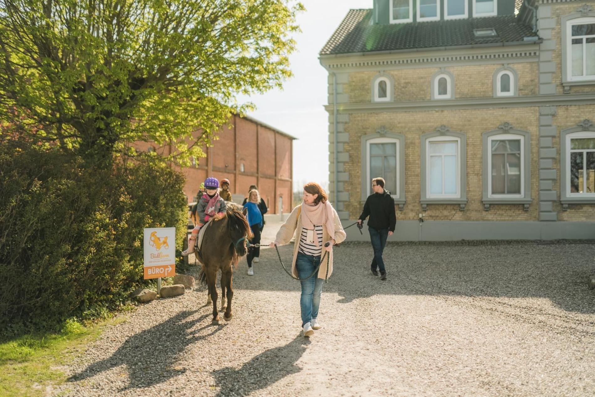 Buedlfarm - Der Familien-Erlebnishof In Strandnaehe Fehmarn Kültér fotó